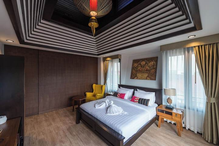 Room 10 of 72