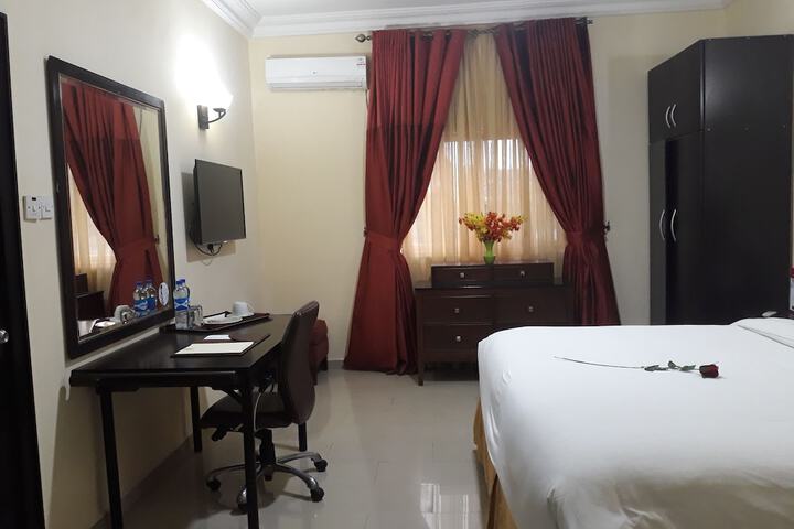 Room 11 of 62
