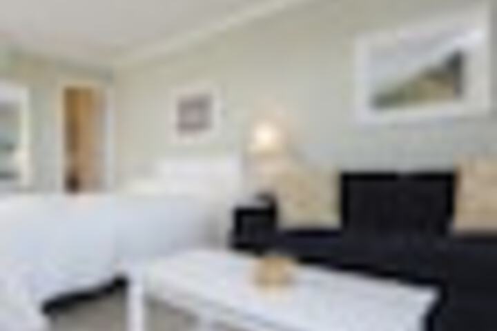 Room 26 of 663