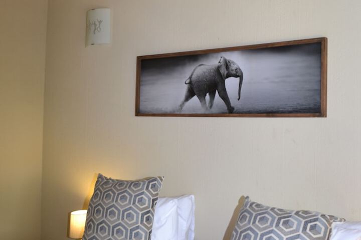 Room 2 of 21
