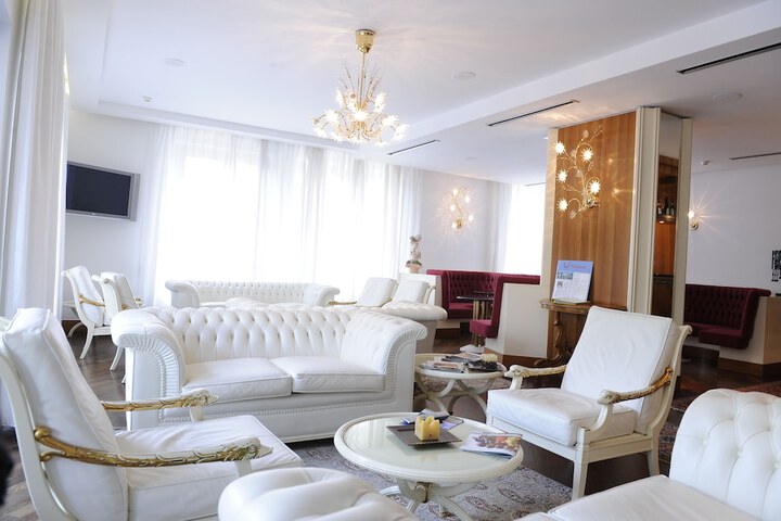 Lobby Entry
