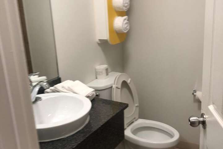 Room 20 of 27