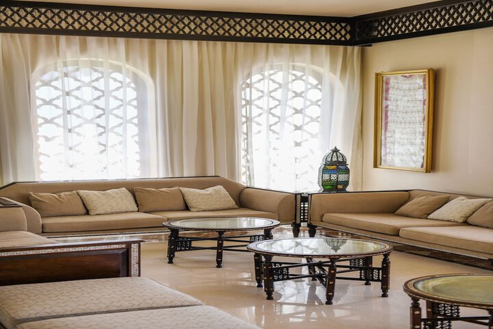 Guest Lobby