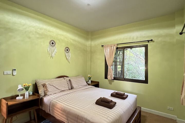 Room 11 of 44