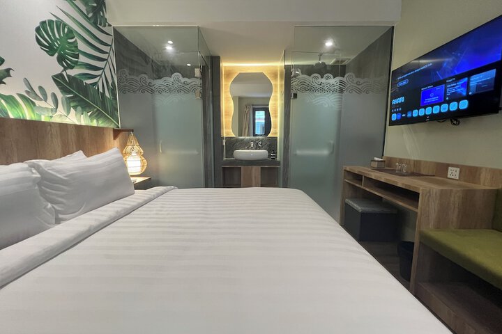 Room 16 of 25