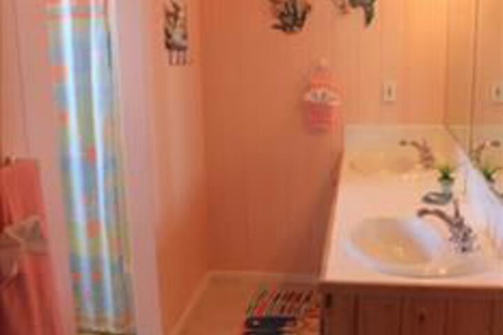 Room 3 of 21