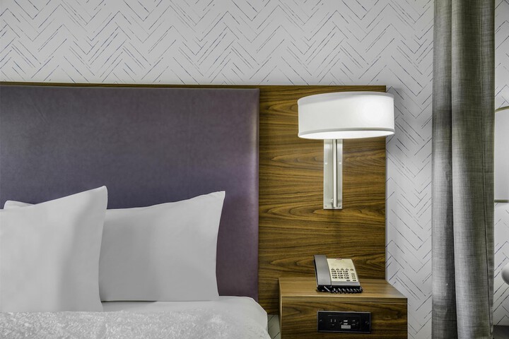 Room 5 of 36