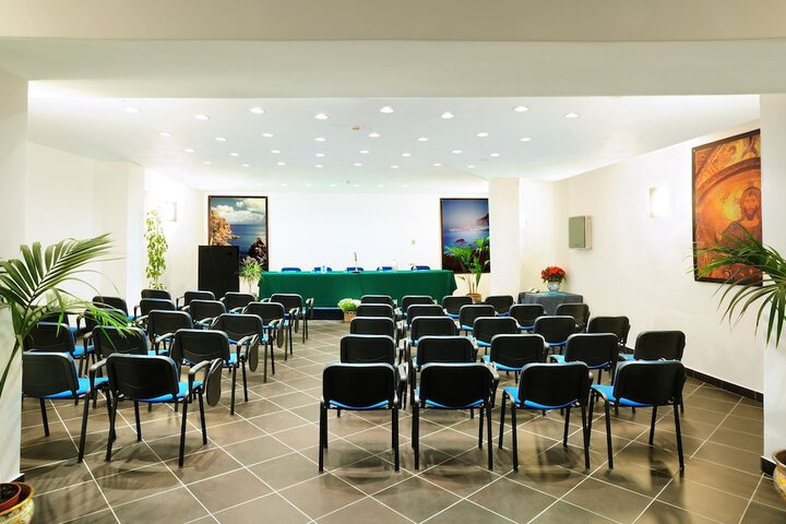 Meeting 208 of 249