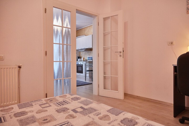 Room 31 of 230