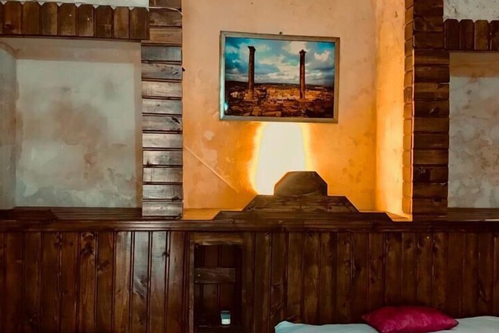 Room 15 of 20
