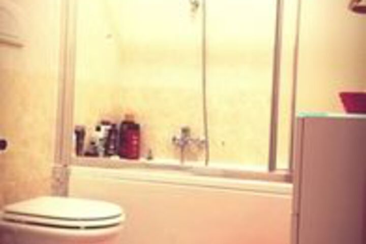 Room 3 of 10