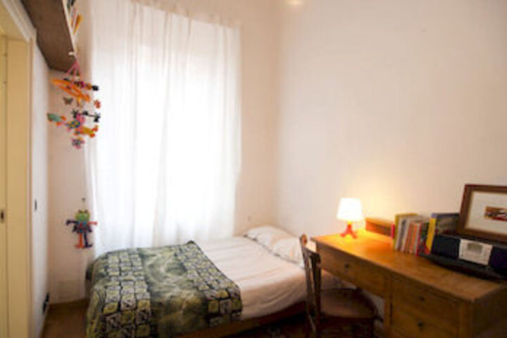 Room 28 of 168