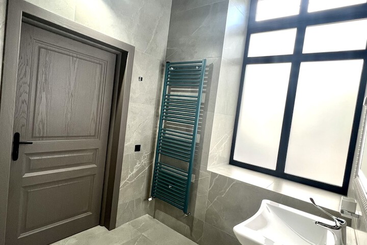 Room 57 of 70
