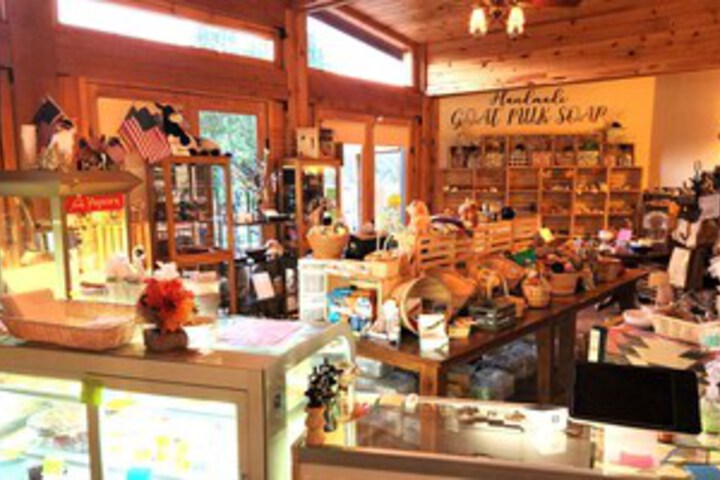 Gift Shop 184 of 288