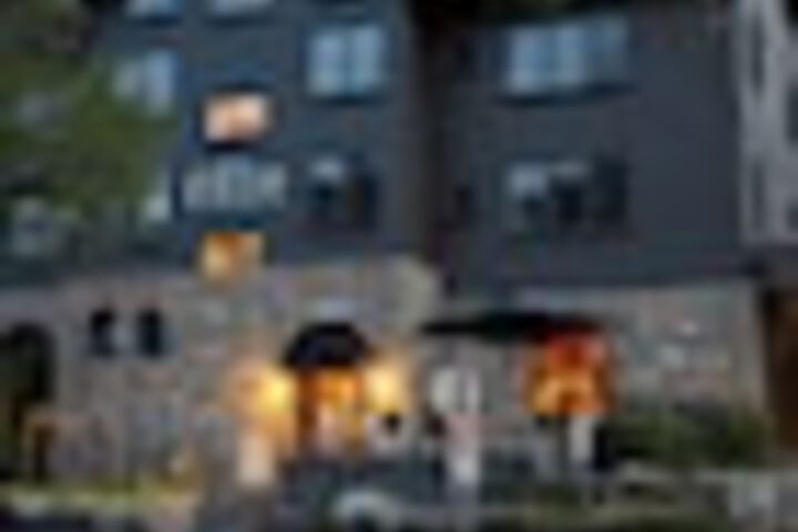 Hotel 80 of 90