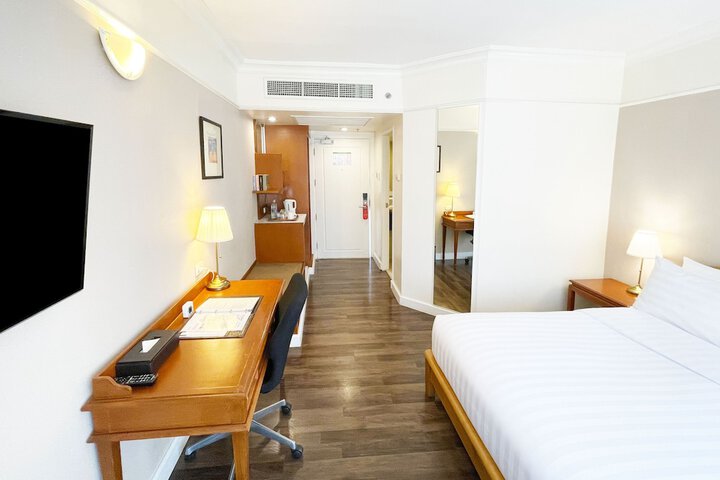 Room 4 of 58