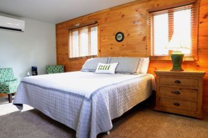 Room 3 of 6