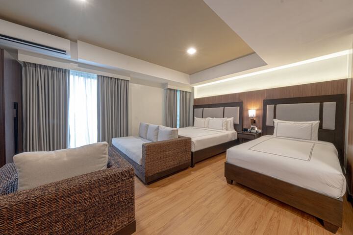 Room 7 of 40
