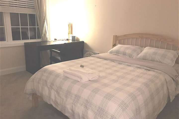 Room 4 of 46