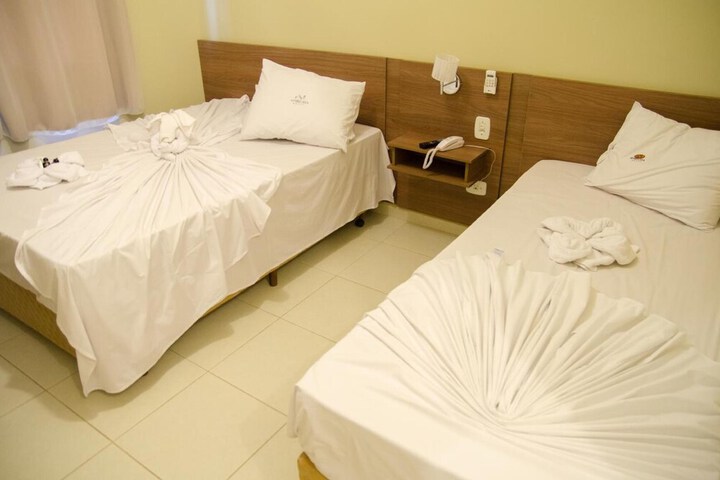 Room 5 of 28