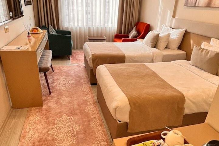 Room 21 of 66