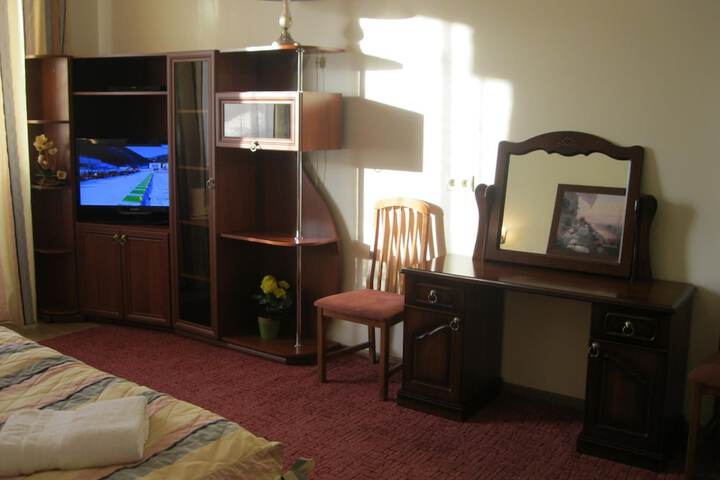 Room 22 of 47