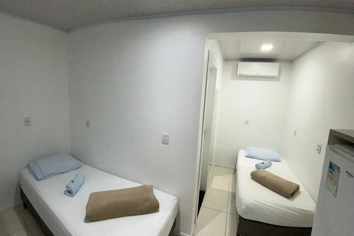 Room 28 of 96