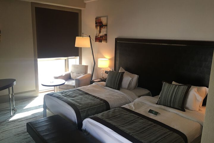 Room 22 of 50
