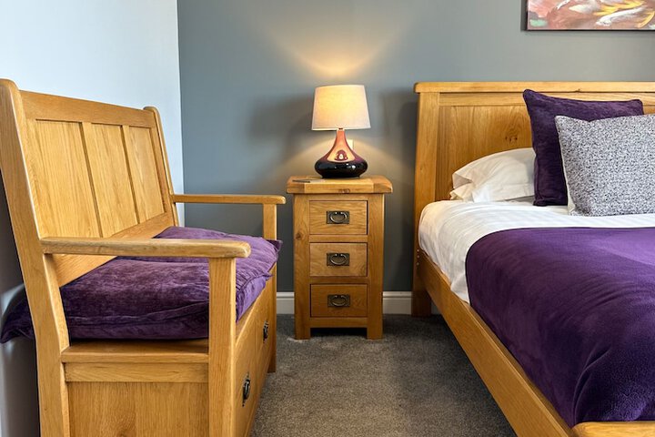 Room 18 of 160