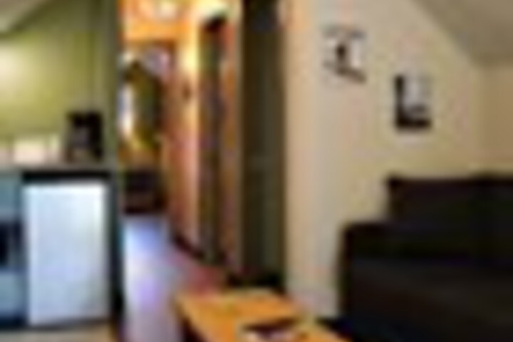 Room 218 of 504