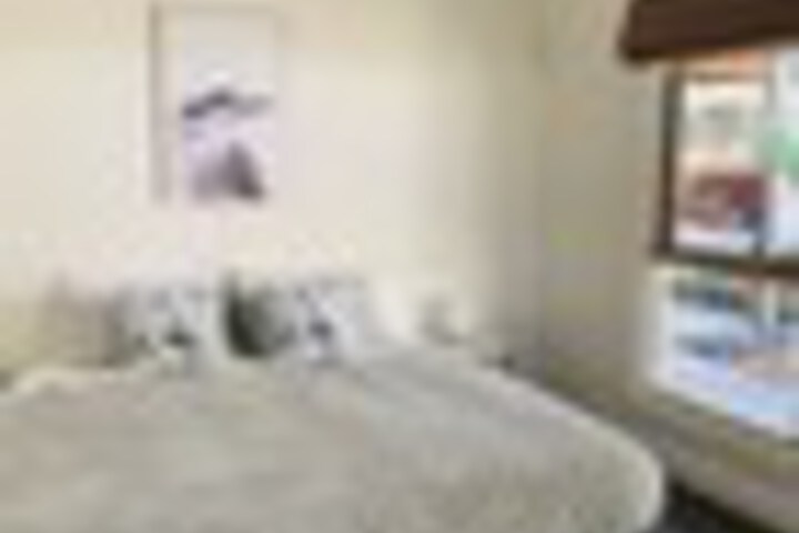 Room 17 of 138