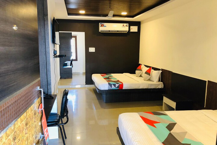Room 3 of 6
