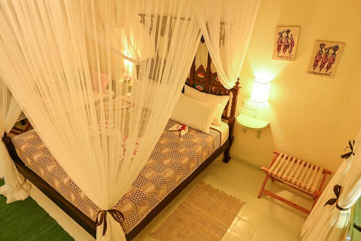 Room 30 of 195