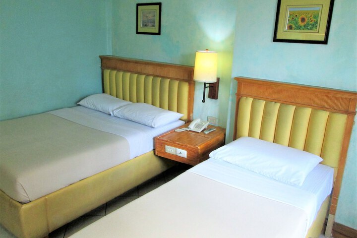 Room 14 of 39