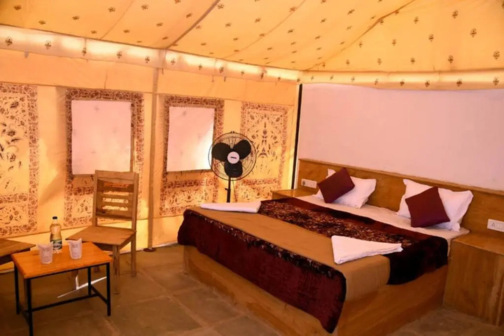 Room 2 of 23