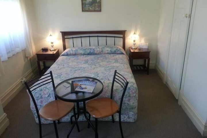 Room 17 of 42