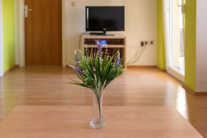 Room 42 of 60