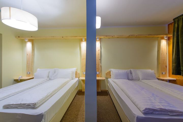 Room 8 of 39