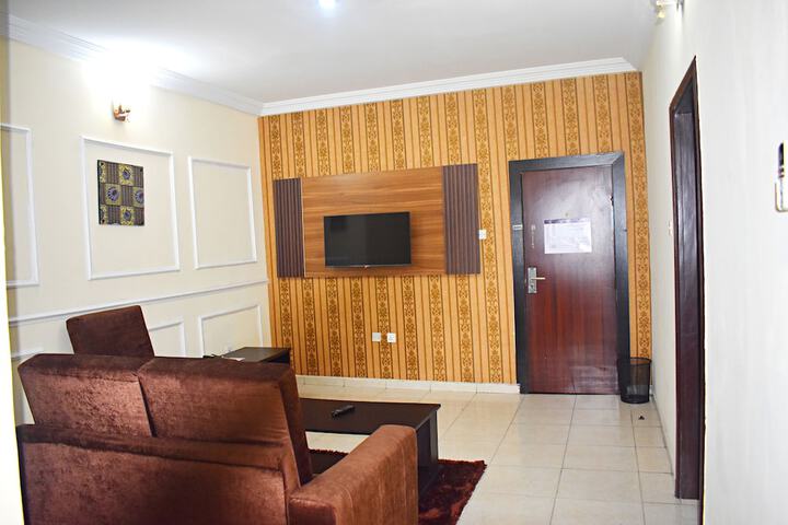 Room 36 of 67