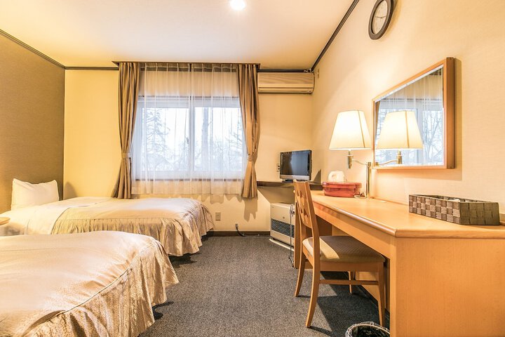 Room 19 of 61