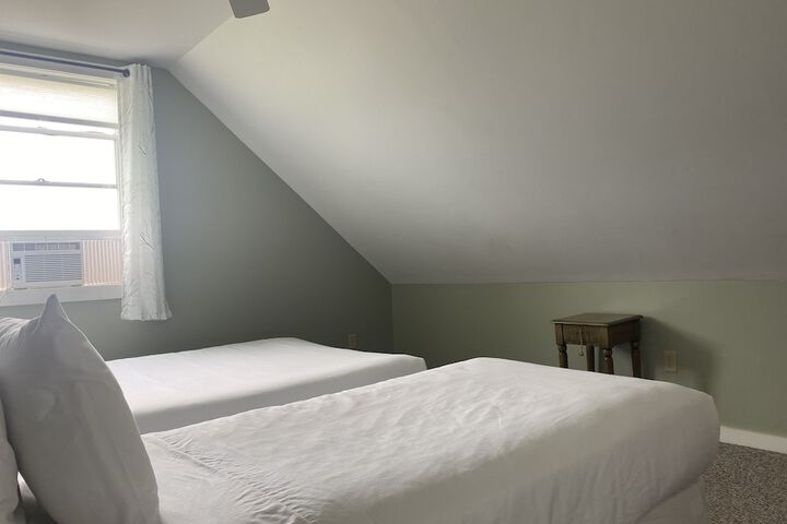 1 Queen Bed (29 of 80)