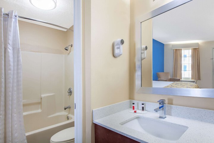 1 King Bed Mobility Accessible (6 of 8)