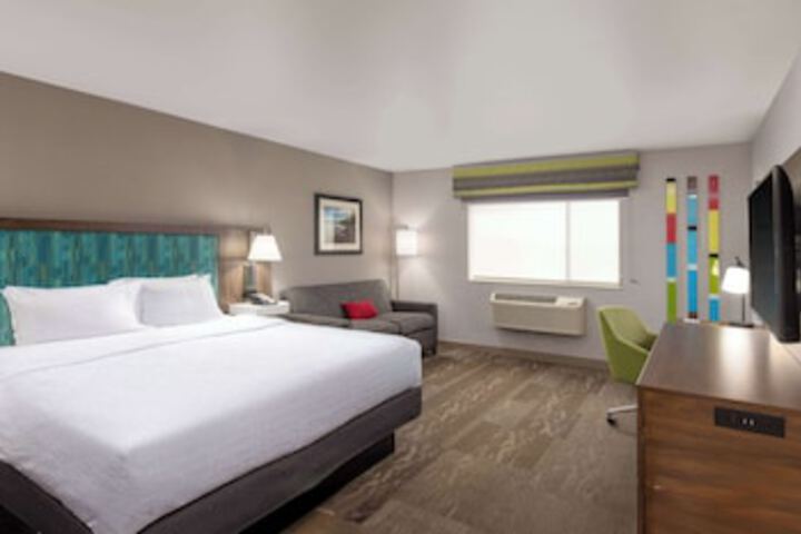 Room 106 of 261