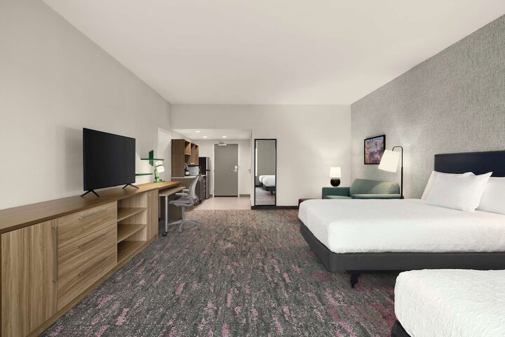 Room 10 of 39
