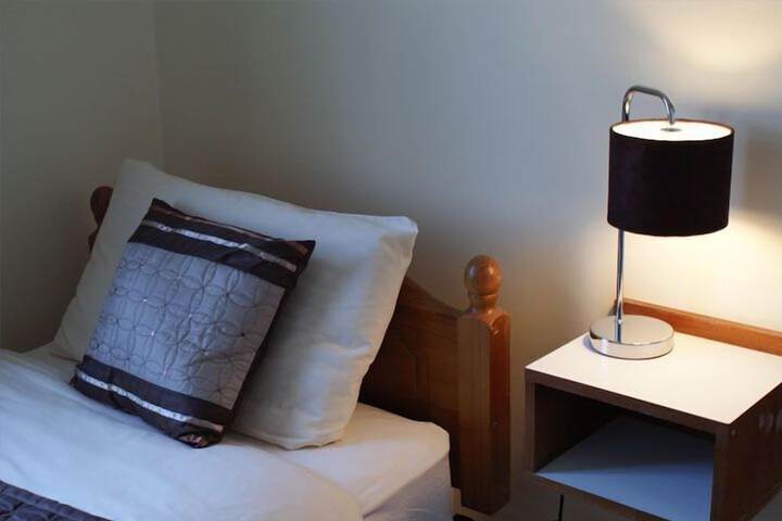 Room 3 of 16