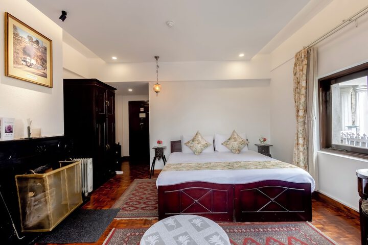 Room 10 of 52