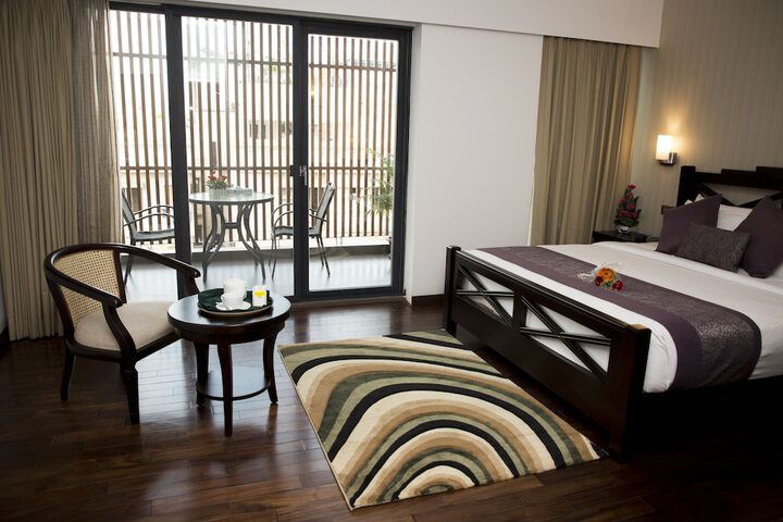 Room 14 of 37