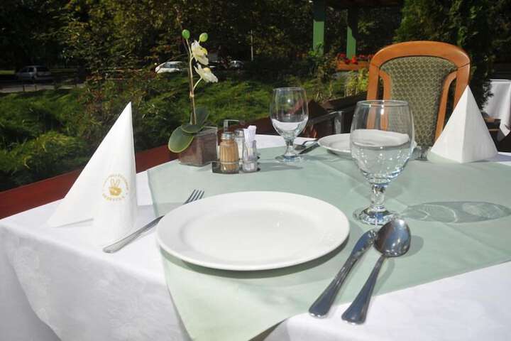 Dining 21 of 23