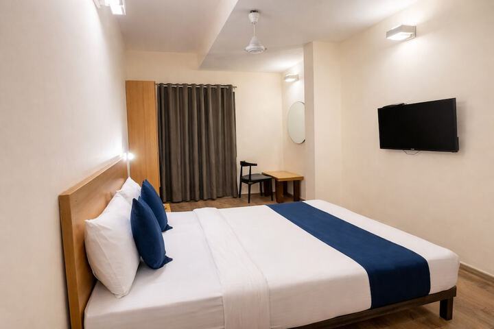 Room 13 of 15