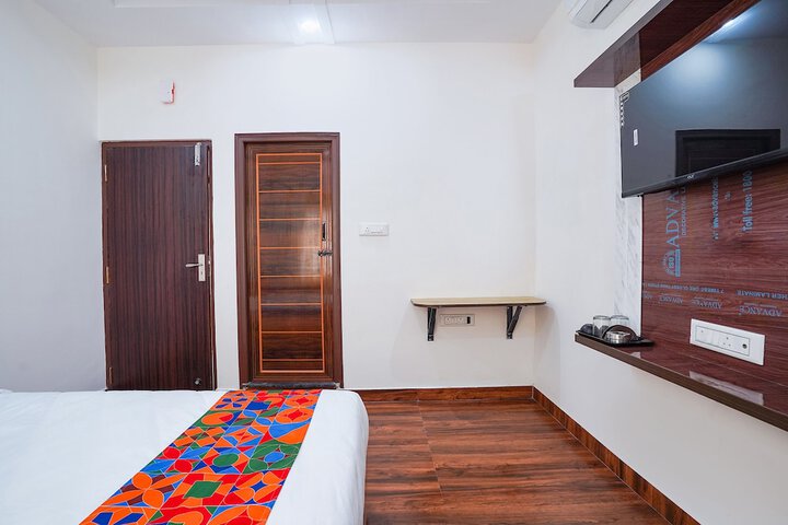 Room 20 of 34
